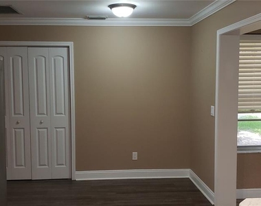 9142 Sw 82nd Terrace - Photo Thumbnail 7