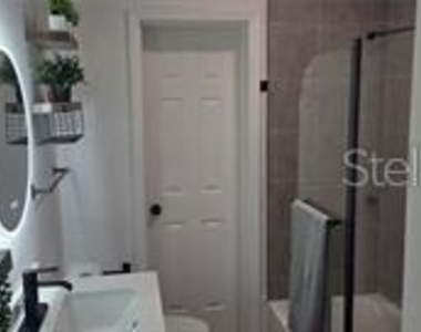 1152 Ne 9 Street - Photo Thumbnail 16