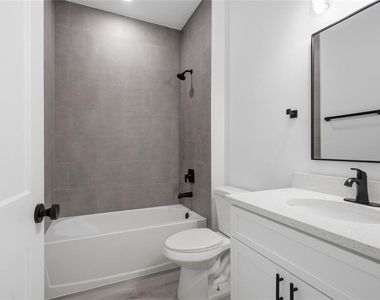 2232 Sw 178th Lane Road - Photo Thumbnail 10