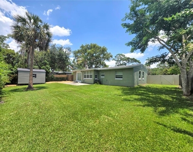 5117 Lake Howell Road - Photo Thumbnail 12