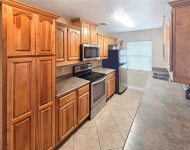 5117 Lake Howell Road - Photo Thumbnail 5