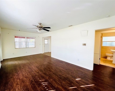 501 Avenue G Se - Photo Thumbnail 5