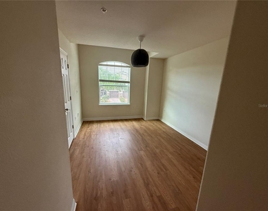 9571 Silver Buttonwood Street - Photo Thumbnail 4