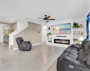 473 Archway Place - Photo Thumbnail 6