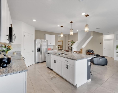 473 Archway Place - Photo Thumbnail 4