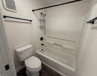 8846 Grand Palms Circle - Photo Thumbnail 13