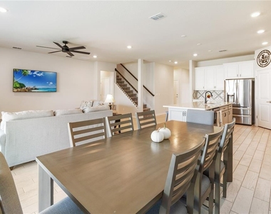 2710 Forestdale Street - Photo Thumbnail 7