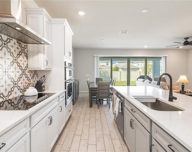 2710 Forestdale Street - Photo Thumbnail 2