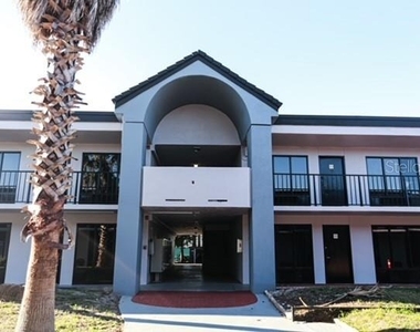 8421 S Orange Blossom Trail - Photo Thumbnail 1
