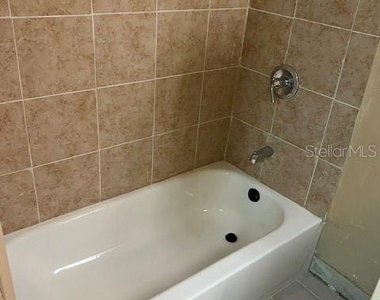 8421 S Orange Blossom Trail - Photo Thumbnail 6