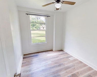 738 Wood Street - Photo Thumbnail 22