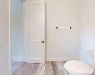738 Wood Street - Photo Thumbnail 24
