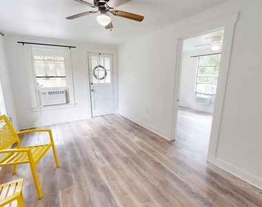 738 Wood Street - Photo Thumbnail 5