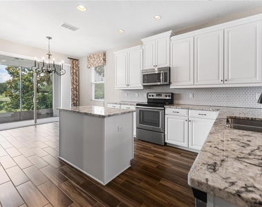 3300 Sagebrush Street - Photo Thumbnail 9