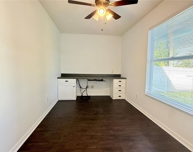 1512 Ison Lane - Photo Thumbnail 11