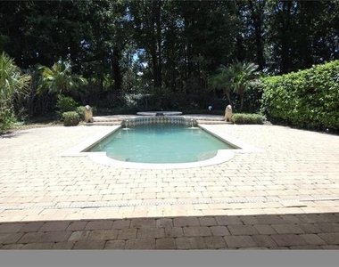 230 W Tarrington Drive - Photo Thumbnail 14