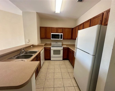 8124 Claire Ann Drive - Photo Thumbnail 4