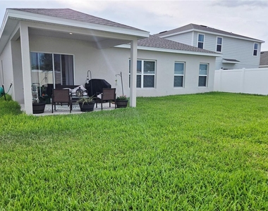1121 Lexington Lane - Photo Thumbnail 22