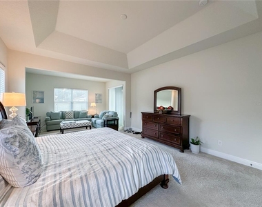 720 Parkmont Place - Photo Thumbnail 23