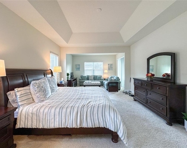 720 Parkmont Place - Photo Thumbnail 22