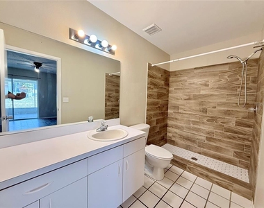 350 Winter Ridge Boulevard - Photo Thumbnail 11