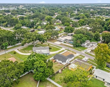 1730 Avenue C Ne - Photo Thumbnail 23