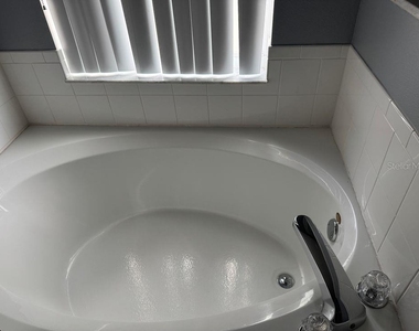 836 Cassia Drive - Photo Thumbnail 12