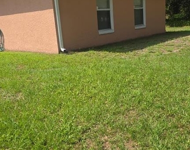 202 Chadworth Drive - Photo Thumbnail 4