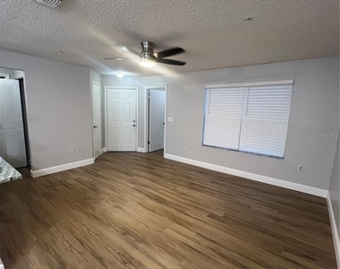 956 Salt Pond Place - Photo Thumbnail 3