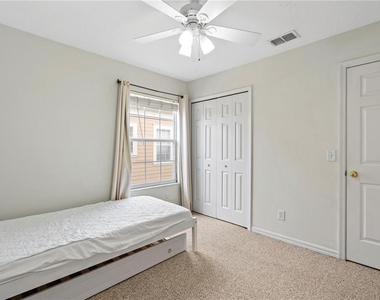 932 Pawstand Road - Photo Thumbnail 18