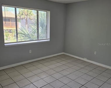 2526 S Oak Avenue - Photo Thumbnail 21