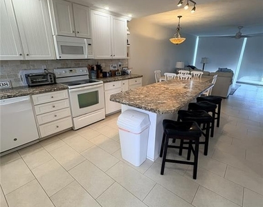 601 N Atlantic Avenue - Photo Thumbnail 9