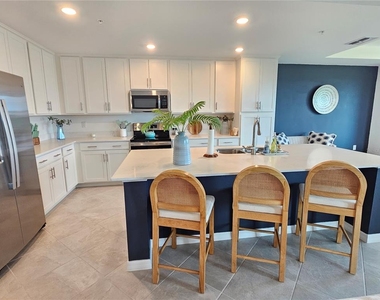 12180 Wellen Golf Street - Photo Thumbnail 18