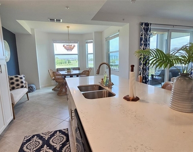 12180 Wellen Golf Street - Photo Thumbnail 24