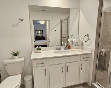 12180 Wellen Golf Street - Photo Thumbnail 46