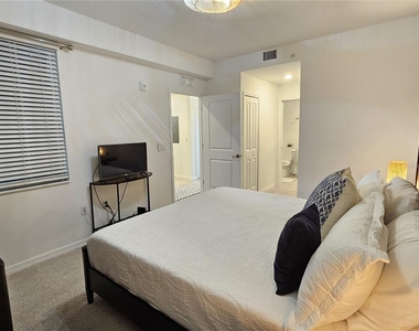 12180 Wellen Golf Street - Photo Thumbnail 43