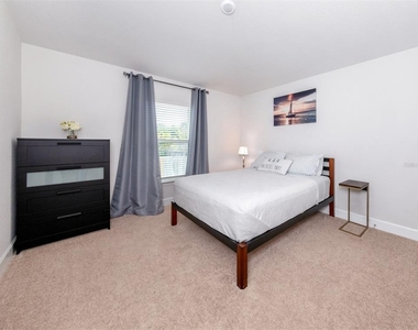 886 Euclid Road - Photo Thumbnail 22