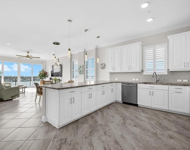 507 Tamiami Trail N - Photo Thumbnail 25