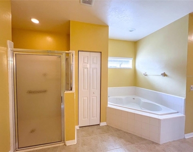 8436 Sw 77th Avenue - Photo Thumbnail 12