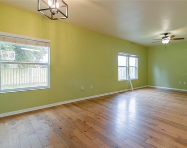 8436 Sw 77th Avenue - Photo Thumbnail 8