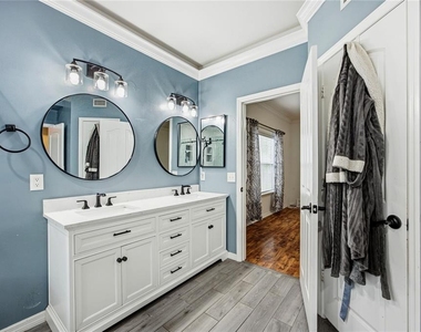 11516 Nw 16th Place - Photo Thumbnail 24