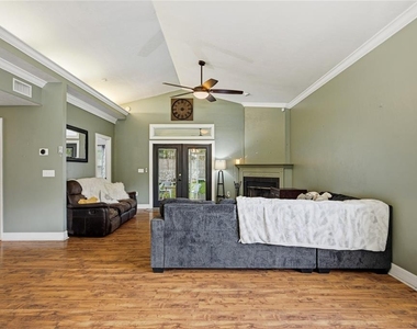 11516 Nw 16th Place - Photo Thumbnail 9