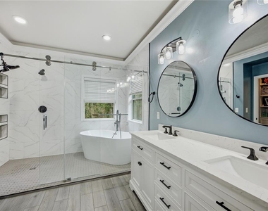 11516 Nw 16th Place - Photo Thumbnail 20