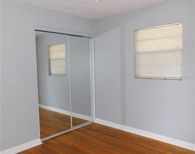 507 Nw 34th Terrace - Photo Thumbnail 10