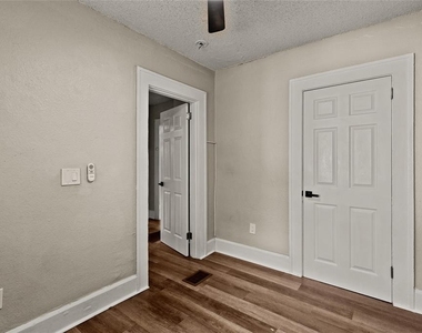 2329 7 Street S - Photo Thumbnail 23