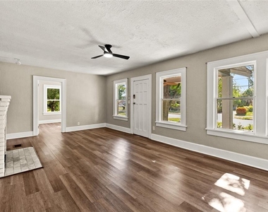 2329 7 Street S - Photo Thumbnail 9