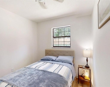3740 Ne 5th Street - Photo Thumbnail 18