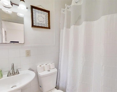 3740 Ne 5th Street - Photo Thumbnail 16