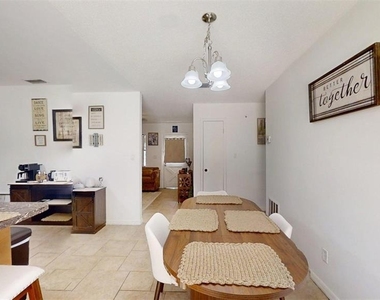 3740 Ne 5th Street - Photo Thumbnail 23