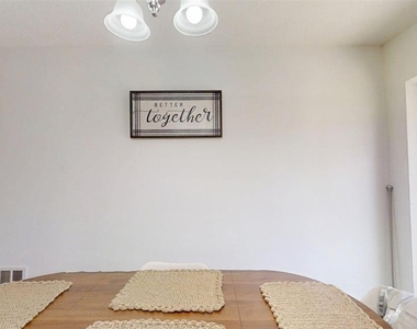 3740 Ne 5th Street - Photo Thumbnail 22